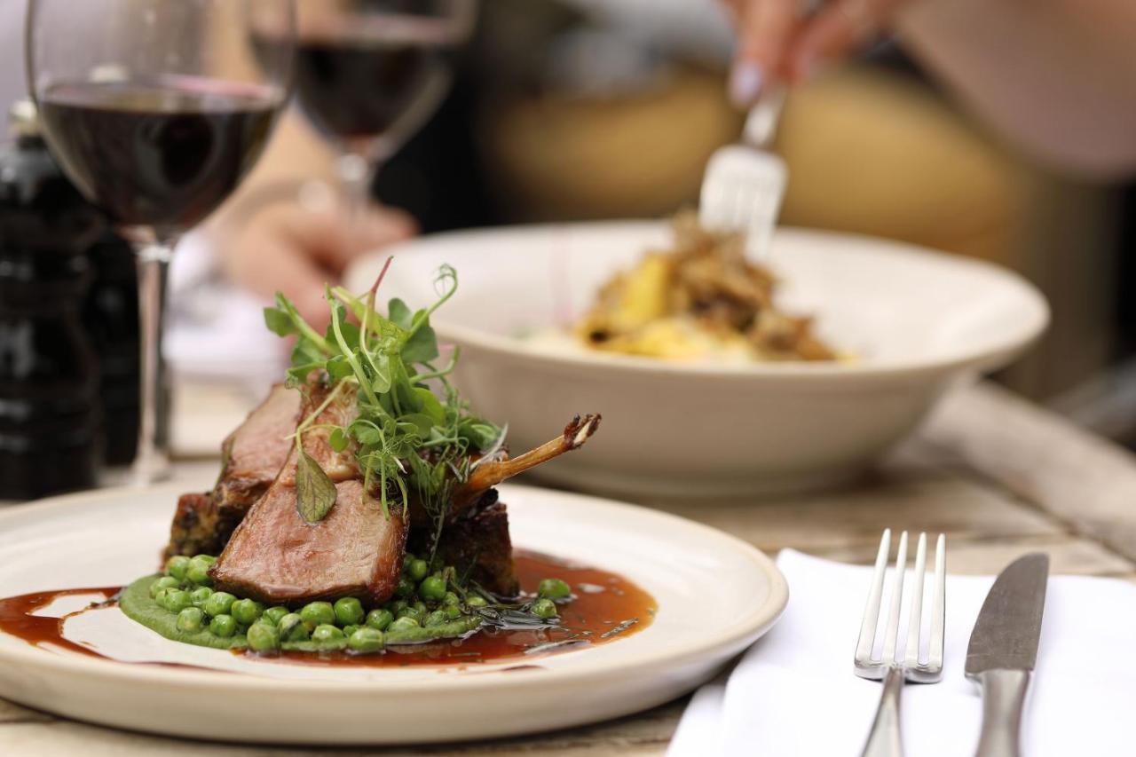 The Wheatsheaf Inn Bourton-on-the-Water Εξωτερικό φωτογραφία