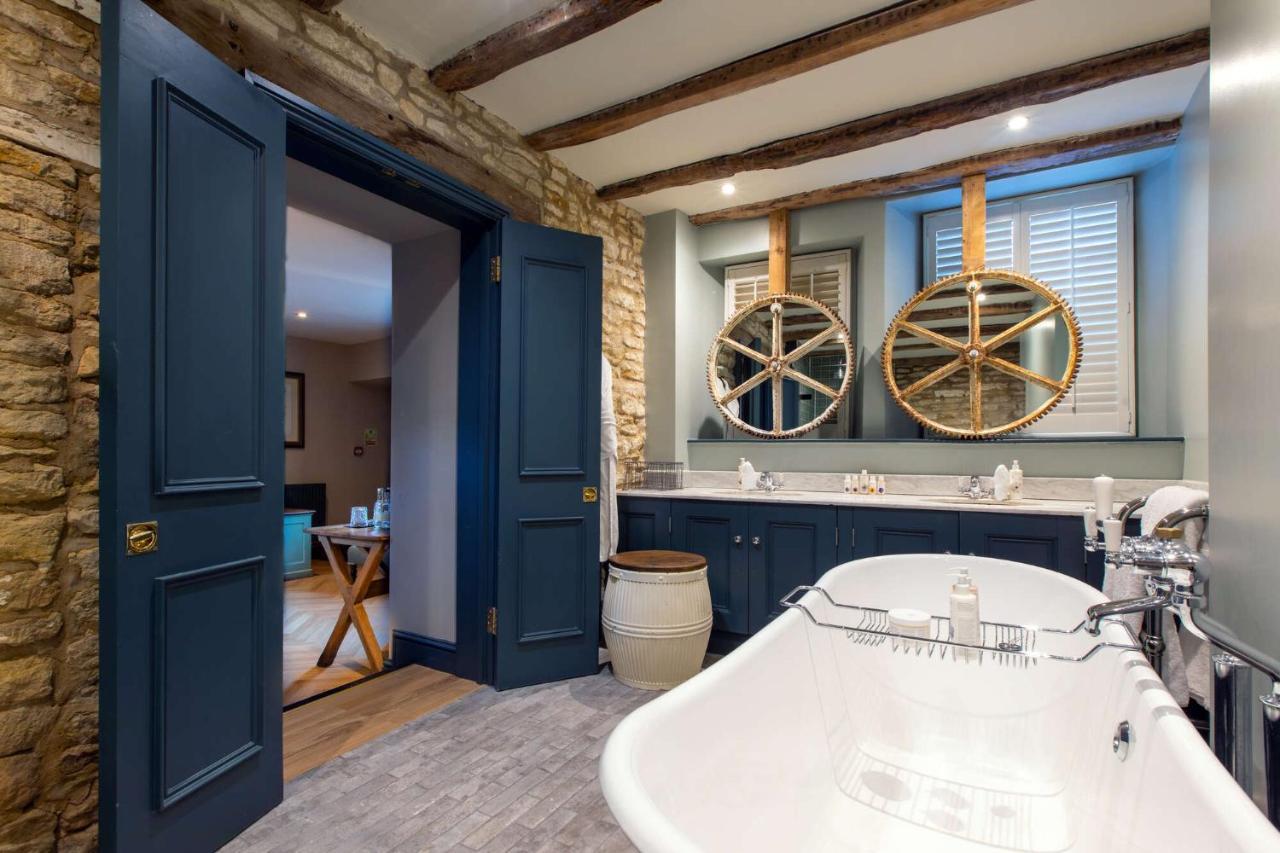 The Wheatsheaf Inn Bourton-on-the-Water Εξωτερικό φωτογραφία