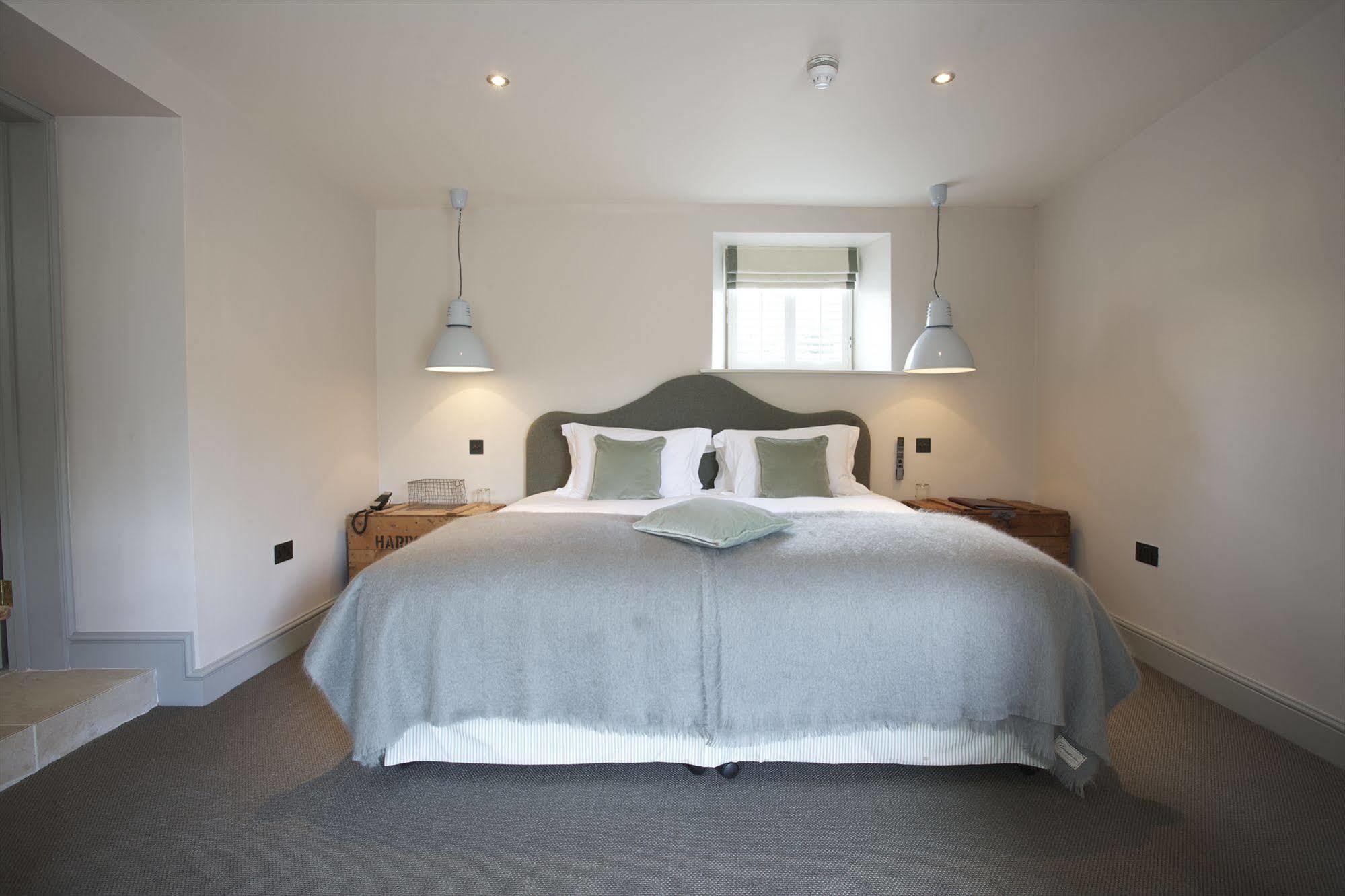 The Wheatsheaf Inn Bourton-on-the-Water Εξωτερικό φωτογραφία