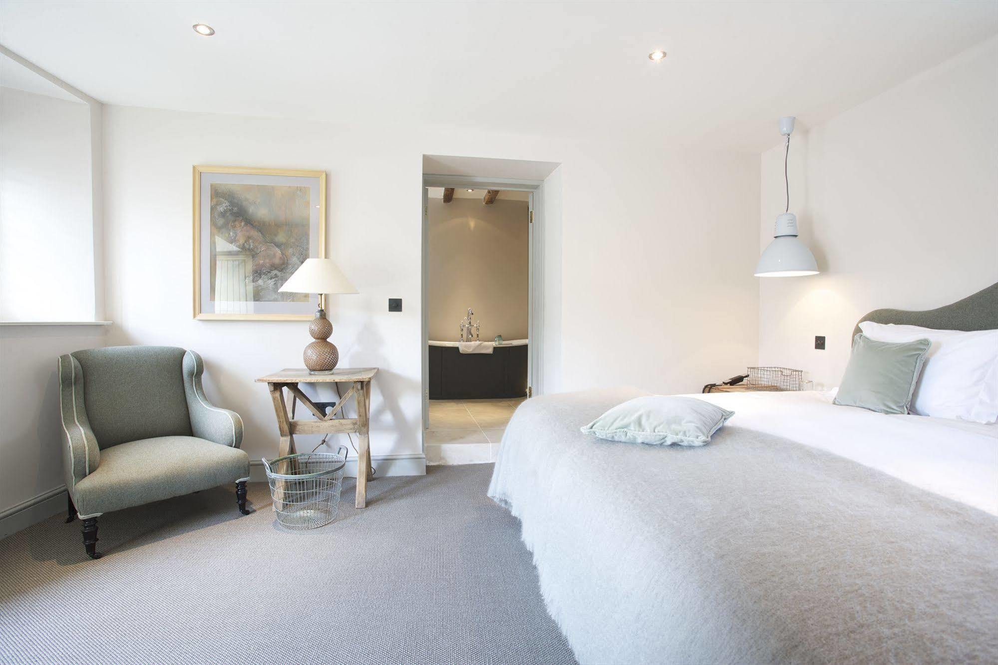 The Wheatsheaf Inn Bourton-on-the-Water Εξωτερικό φωτογραφία