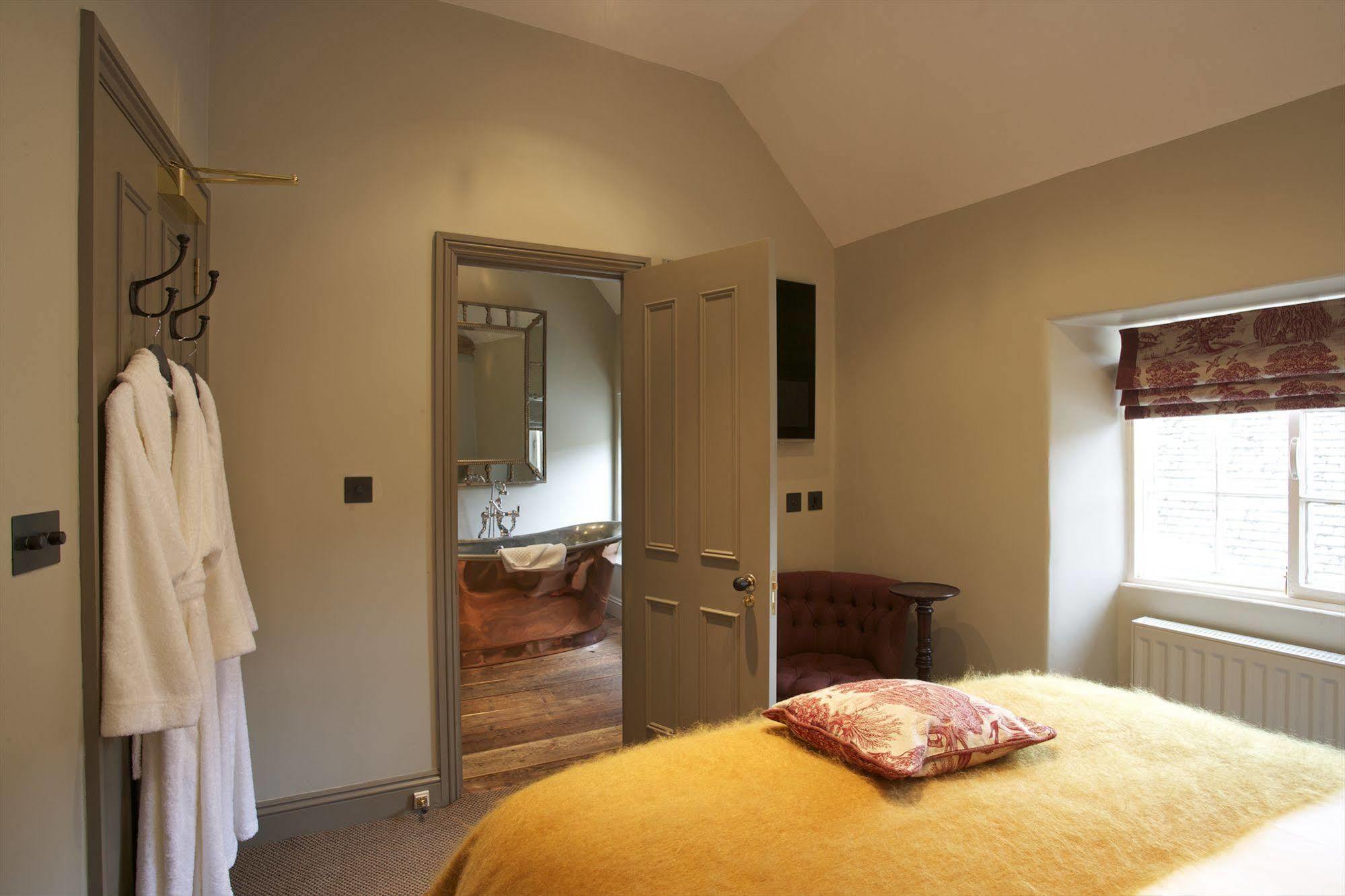 The Wheatsheaf Inn Bourton-on-the-Water Εξωτερικό φωτογραφία