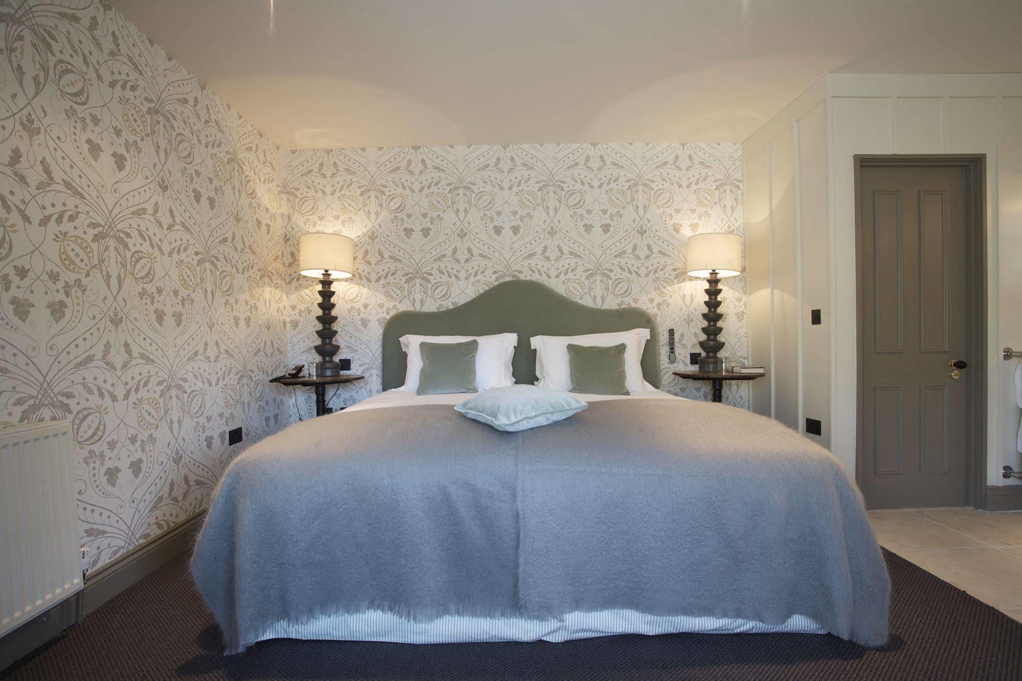 The Wheatsheaf Inn Bourton-on-the-Water Εξωτερικό φωτογραφία