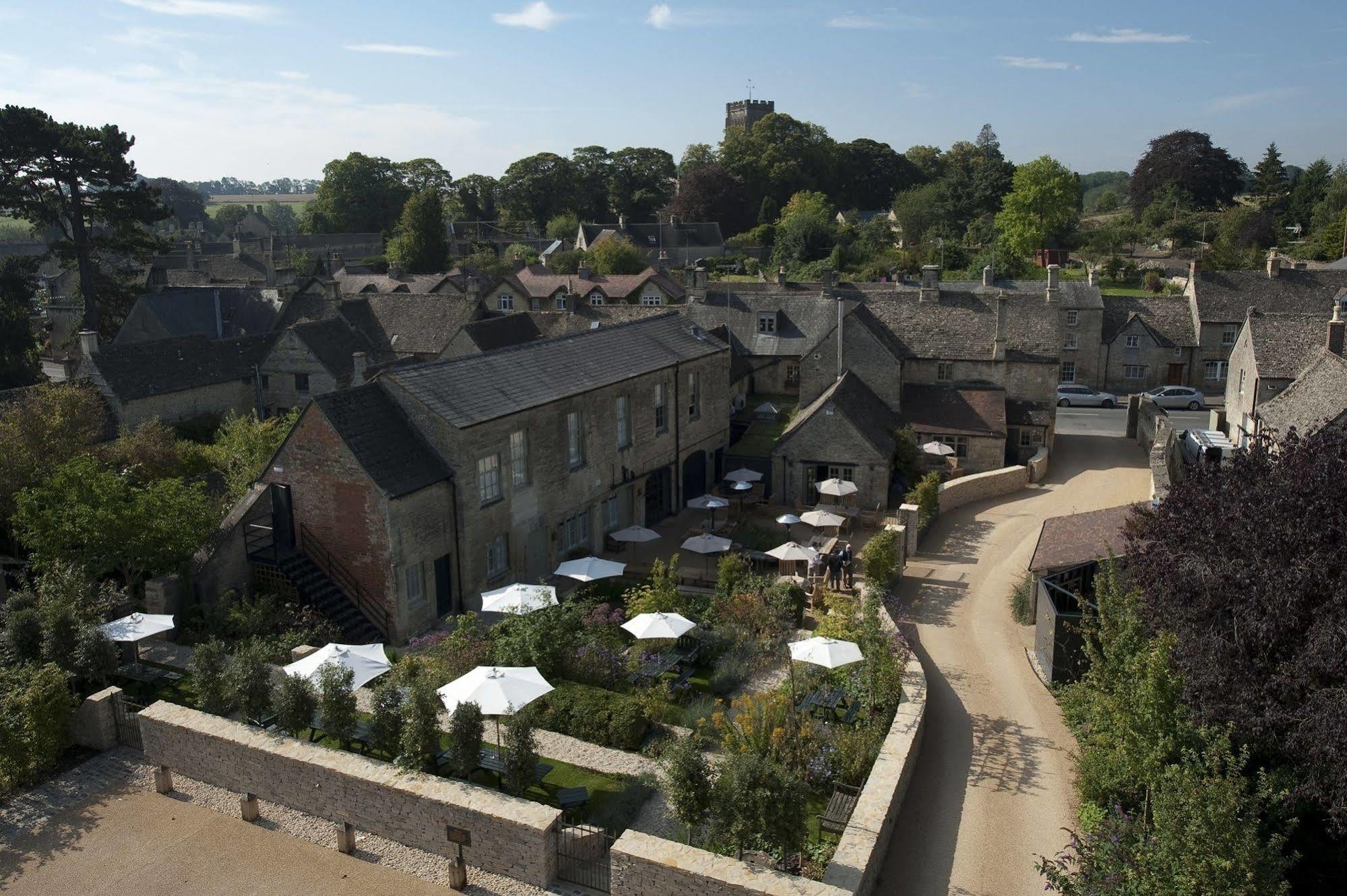 The Wheatsheaf Inn Bourton-on-the-Water Εξωτερικό φωτογραφία